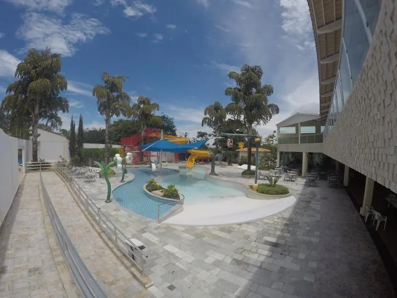 Diroma Resort - Caldas Hospedagem 卡达斯诺瓦斯